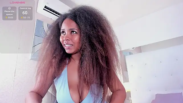 Nia_Turner