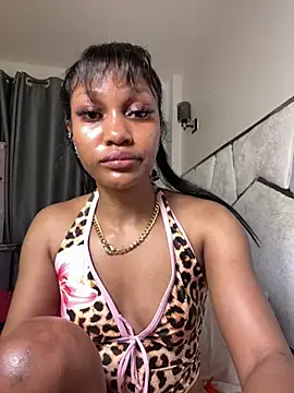 sexxyronn (Ask my age) - SPOIL ME