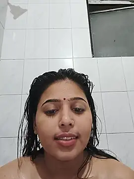 Cute-Simmi69 webcam