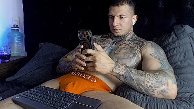 Shane_Clay webcam