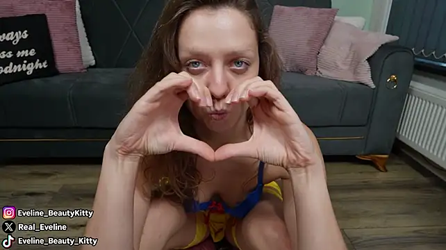 Eveline_Beauty_Kitty webcam