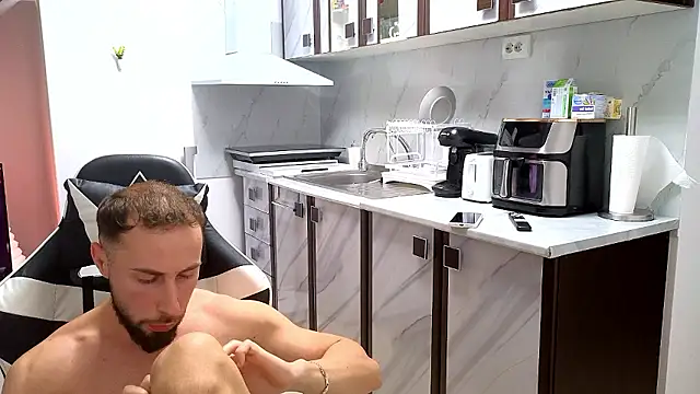 RyanStorm_ webcam