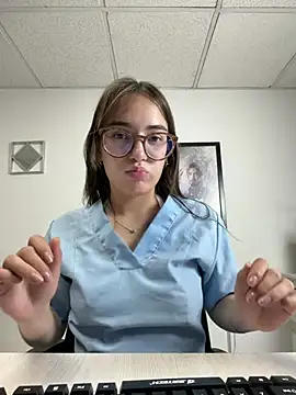 sweet_milaa1 (F young) - HAPPY SUNDAY, MY FAVORITE NURSE 😻