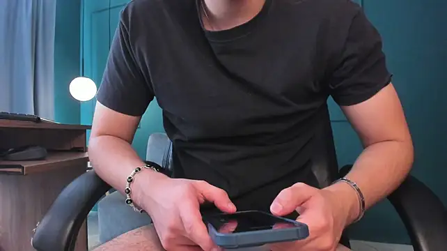 milan_saint (M twink) - CUM SHOW
