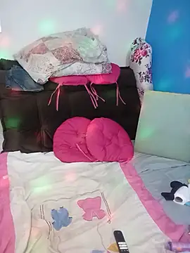 QueenLorena25