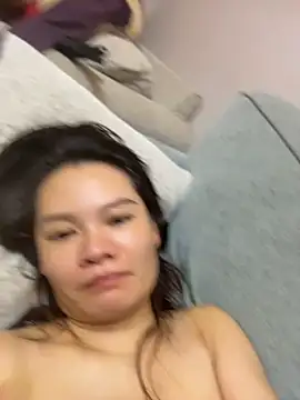 tiantian8888 (F milf) - 精油抹胸诱惑