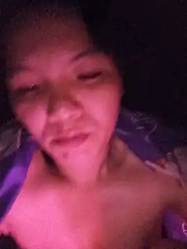 myy-sexy12 live cam on StripChat