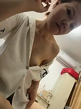 toptaozi1314 (F milf) - 全裸 希望哥哥成全