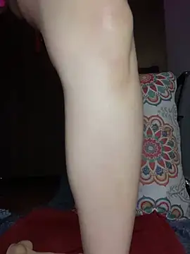 CoraVibes live cam preview