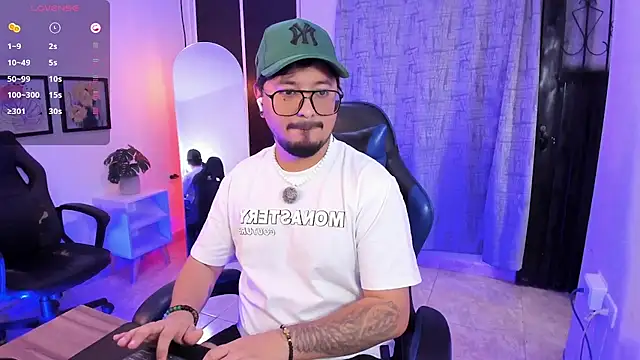 DaviidEvans_ live cam on StripChat
