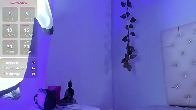 Abby_Snow_