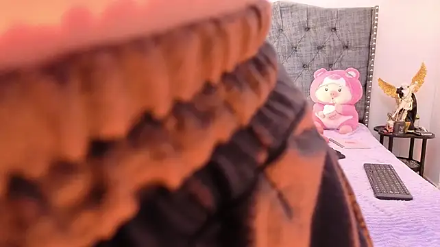 kyana_cream