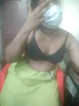 tamil_lady02