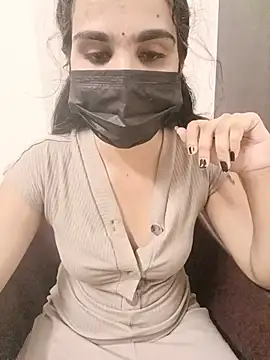 joo___queen live cam on StripChat