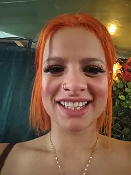 cataleya_16 (F young) - Off shirt in bar public