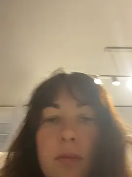 cClandesTina live cam on StripChat