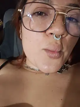 samm_curvy