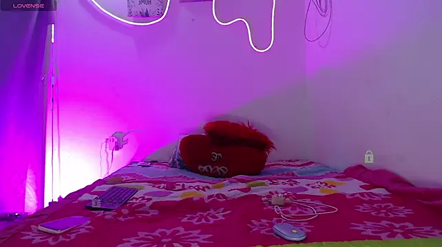 Mia_Doll01