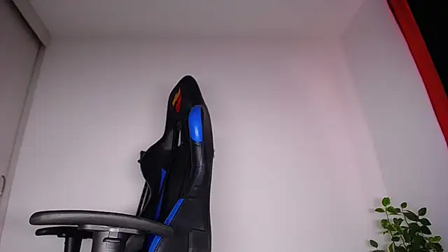 MAXJONES_2
