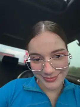 NicoleCut