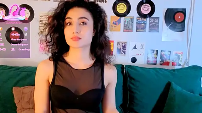 Maya_Rogerss live