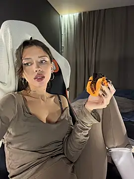 Bastet live cam on StripChat