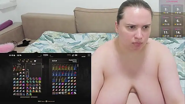 1lindsey1 (F young) - Tentacle toy in the ass