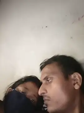 priyadiwani's live room