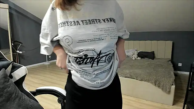 Ari_mon