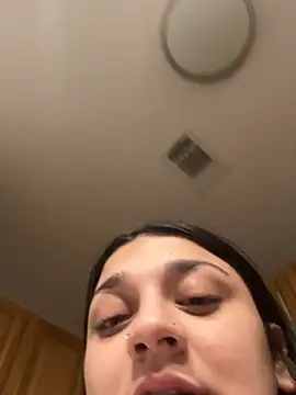 treasurebabii live sex cam