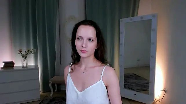 Ariadna_Shy