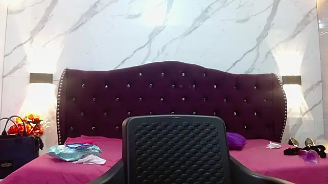 Alison_Galvis live cam on StripChat