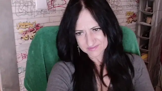 DebraMilf