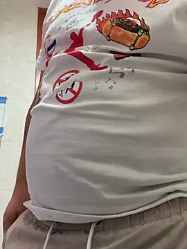 Raul-37 live cam on StripChat