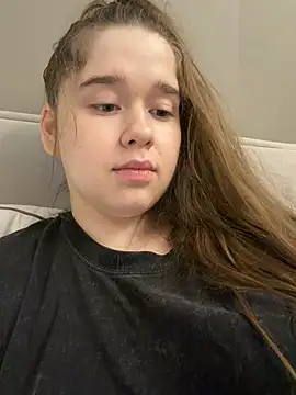 HornyGirlH