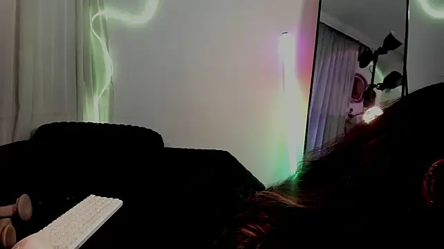 Sara_Foxx1