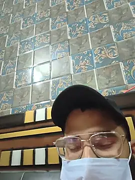 Mr_CurioX_369