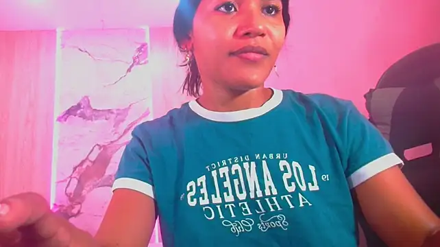 Shara_hot26