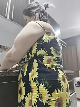 Dalessa_Bigtits