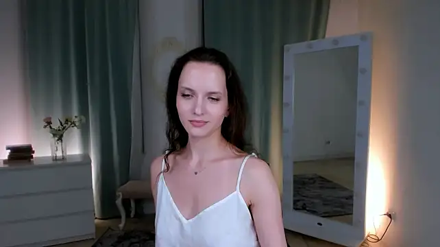 Ariadna_Shy