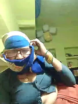 HotLoomaraj29