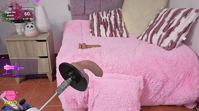 Chloe_02g