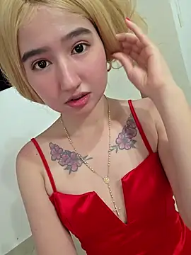 Pinkie_Princes Live Webcam on Stripchat