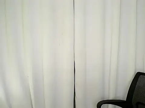 TsCyra_foxxx