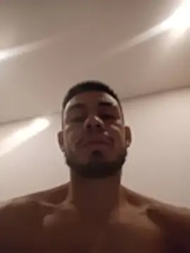 Taylor_DiamondBoy live cam on StripChat