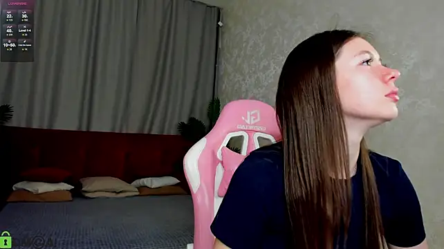 Nicole_Charm