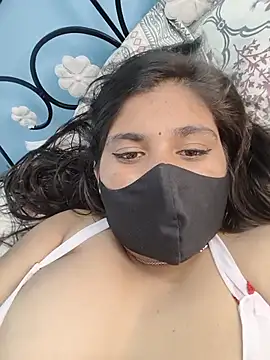 Busty_priya69