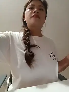 Elara_Gril