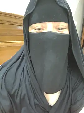 Bisan_sexy live cam on StripChat