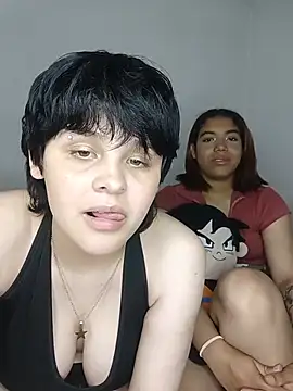 Valkiria_and_Sam live sex cam
